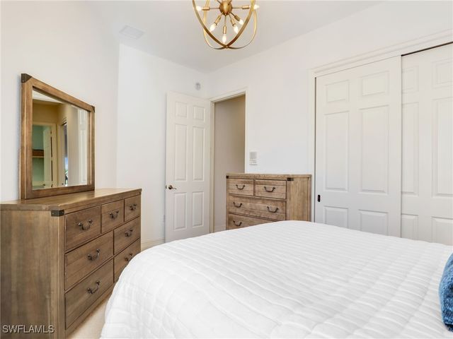 8633 Champions PT 803, Naples, FL 34113