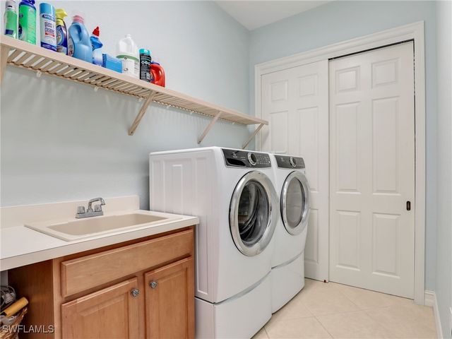 8633 Champions PT 803, Naples, FL 34113