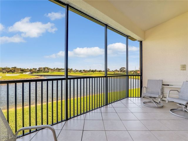 8633 Champions PT 803, Naples, FL 34113