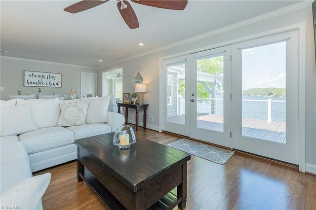 362 Hillview Drive, Lexington, NC 27292