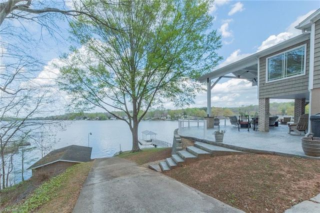 362 Hillview Drive, Lexington, NC 27292