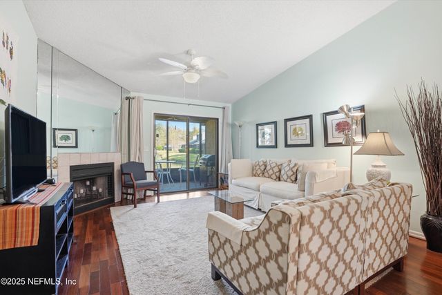 7623 BAYMEADOWS Circle 2031, Jacksonville, FL 32256