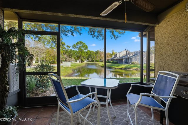 7623 BAYMEADOWS Circle 2031, Jacksonville, FL 32256