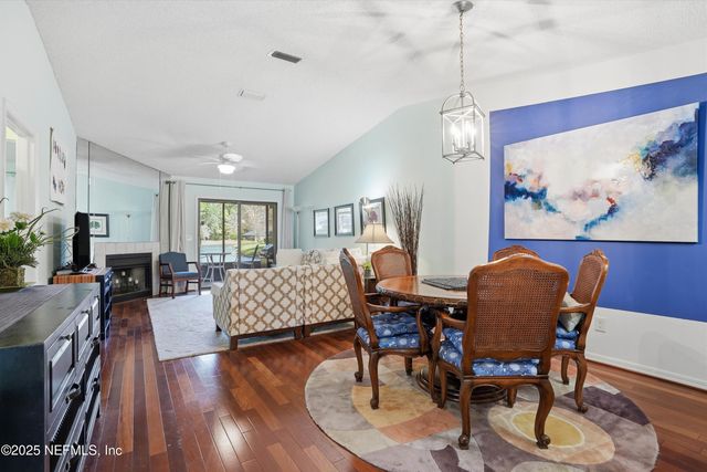 7623 BAYMEADOWS Circle 2031, Jacksonville, FL 32256