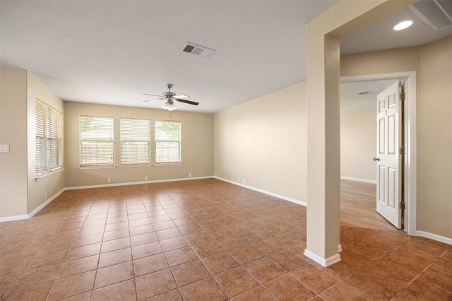 205 Lark ST, Leander, TX 78641