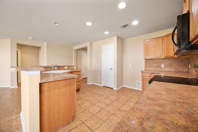 205 Lark ST, Leander, TX 78641