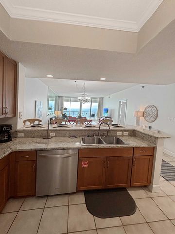 8525 Gulf Boulevard APT 811, Navarre, FL 32566