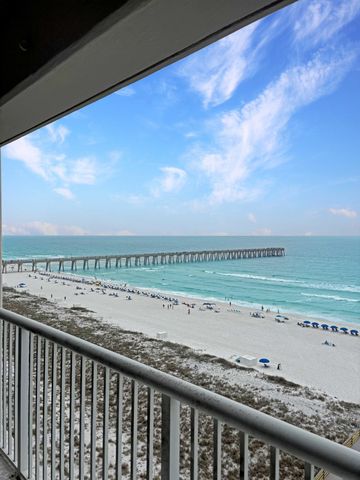8525 Gulf Boulevard APT 811, Navarre, FL 32566