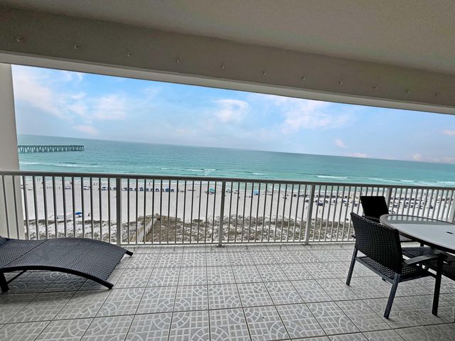 8525 Gulf Boulevard APT 811, Navarre, FL 32566