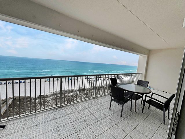 8525 Gulf Boulevard APT 811, Navarre, FL 32566