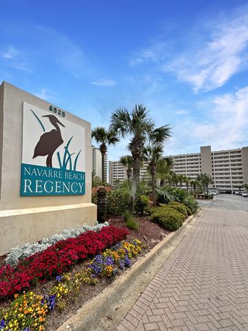 8525 Gulf Boulevard APT 811, Navarre, FL 32566