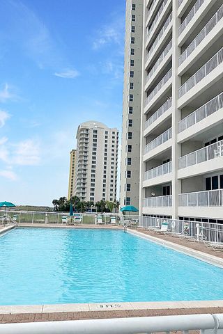 8525 Gulf Boulevard APT 811, Navarre, FL 32566