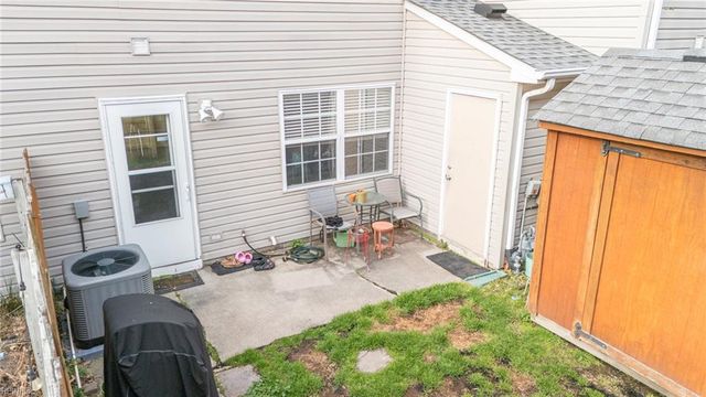 149 Horse Run DR, Chesapeake, VA 23322