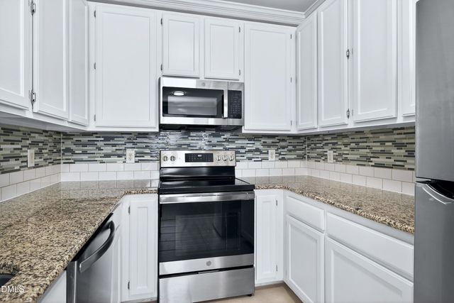 314 Vinca Circle, Cary, NC 27513