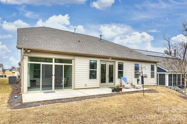 9610 Cresswind Boulevard, Charlotte, NC 28215