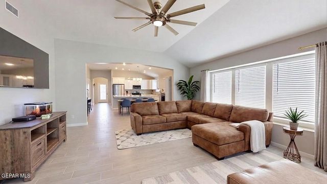 1329 HICKERSON Drive, Canutillo, TX 79835