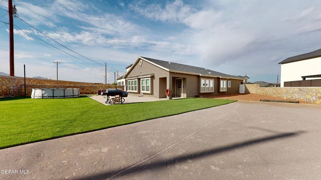 1329 HICKERSON Drive, Canutillo, TX 79835