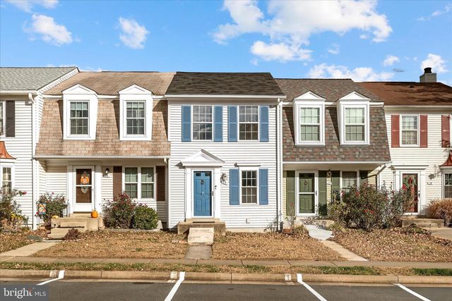 15 MARIAN CT, Sterling, VA 20165