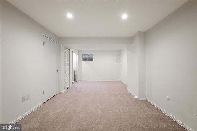 15 MARIAN CT, Sterling, VA 20165