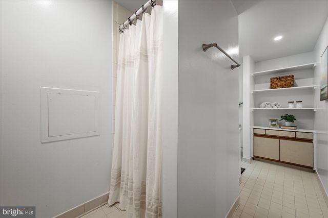 15 MARIAN CT, Sterling, VA 20165