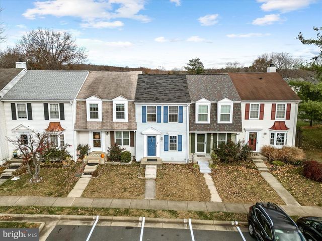 15 MARIAN CT, Sterling, VA 20165