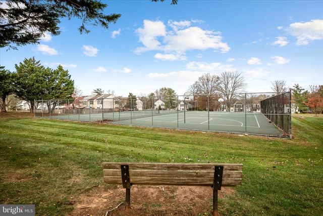 15 MARIAN CT, Sterling, VA 20165