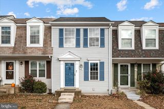15 MARIAN CT, Sterling, VA 20165