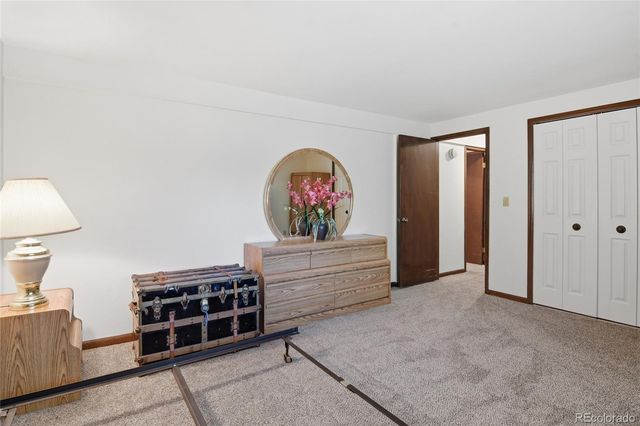 6043 S Glencoe Way, Centennial, CO 80121