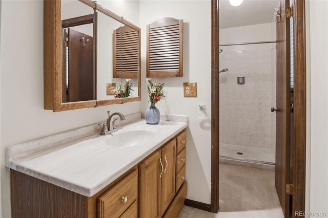 6043 S Glencoe Way, Centennial, CO 80121