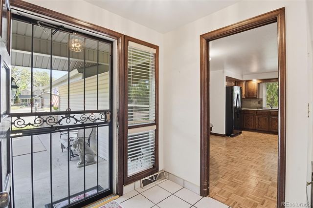 6043 S Glencoe Way, Centennial, CO 80121