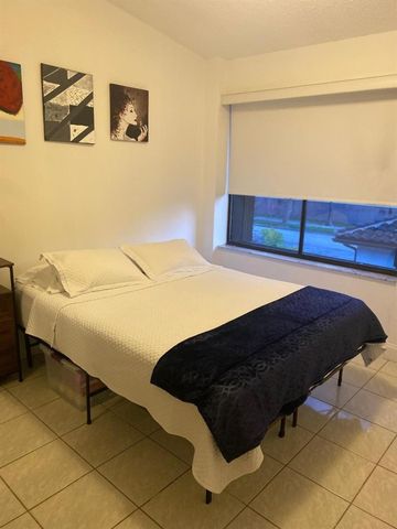 2645 NE 164th Street 36, North Miami Beach, FL 33160