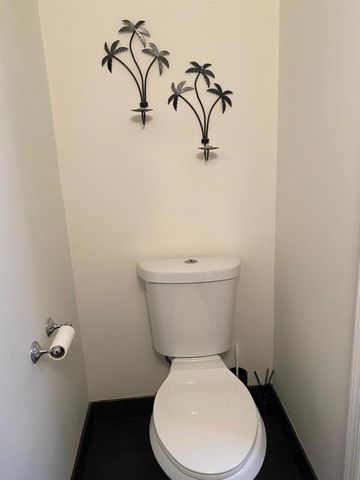 2645 NE 164th Street 36, North Miami Beach, FL 33160