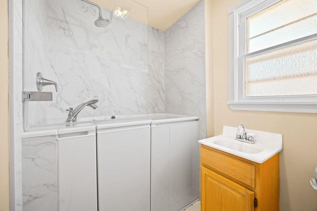 103 E Rollin Street, Edgerton, WI 53534