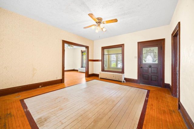 103 E Rollin Street, Edgerton, WI 53534