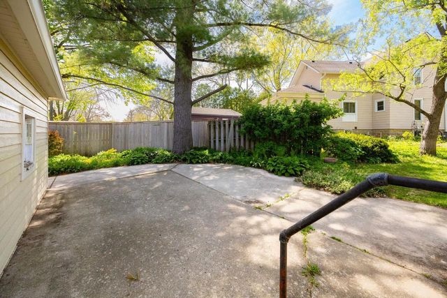 103 E Rollin Street, Edgerton, WI 53534