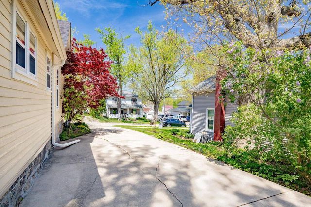 103 E Rollin Street, Edgerton, WI 53534