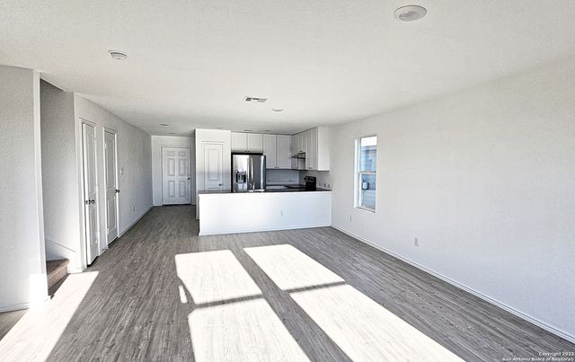 3812 Far Horizon, Seguin, TX 78155