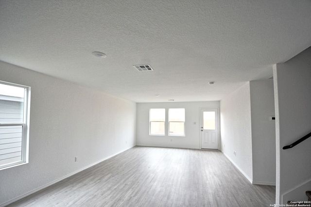 3812 Far Horizon, Seguin, TX 78155