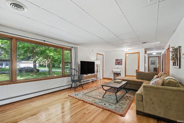 55818 Merle Avenue, Elkhart, IN 46514