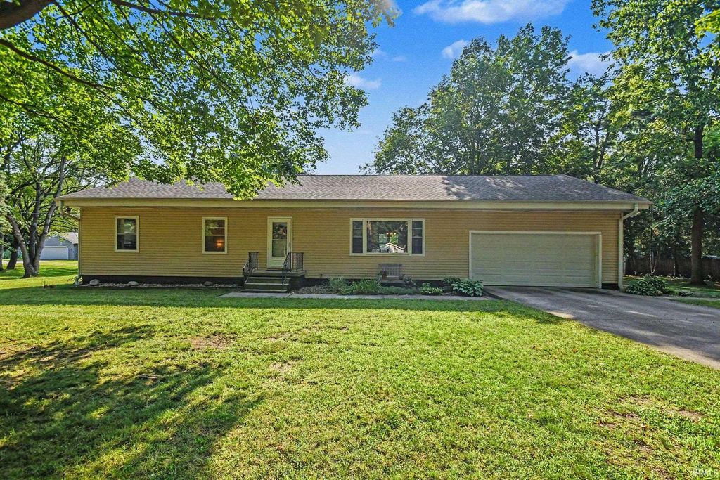 55818 Merle Avenue, Elkhart, IN 46514