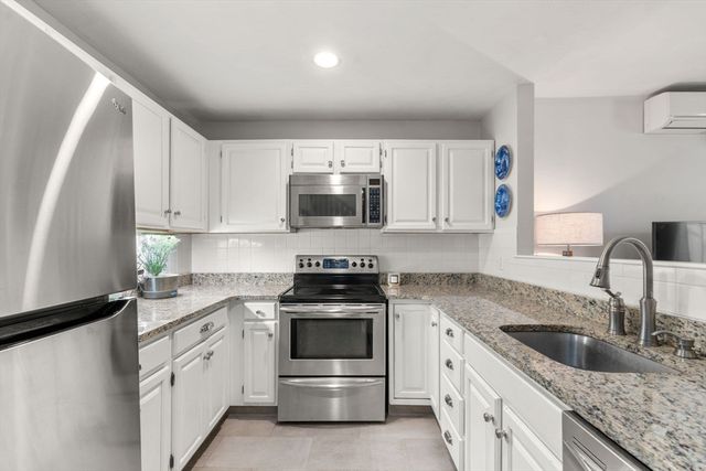 529 Columbus Ave 21, Boston, MA 02118