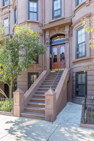 529 Columbus Ave 21, Boston, MA 02118