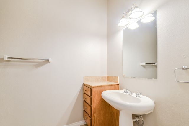 242 Irick Court, Aubrey, TX 76227