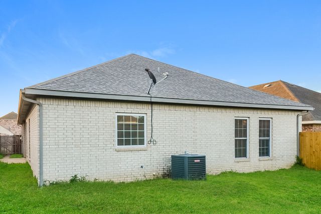 242 Irick Court, Aubrey, TX 76227