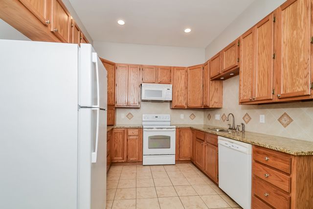 242 Irick Court, Aubrey, TX 76227