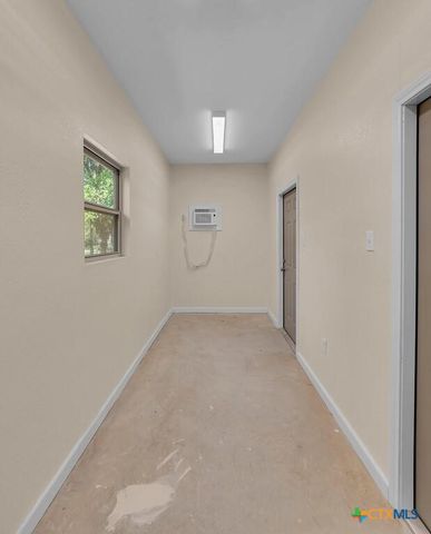 556 Wildwood Trail, Lorena, TX 76655