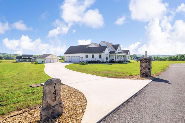 741 Espalier Drive, Decatur, TN 37322
