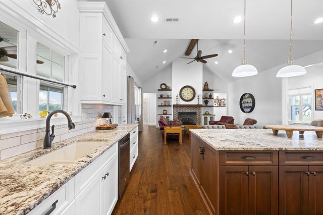741 Espalier Drive, Decatur, TN 37322