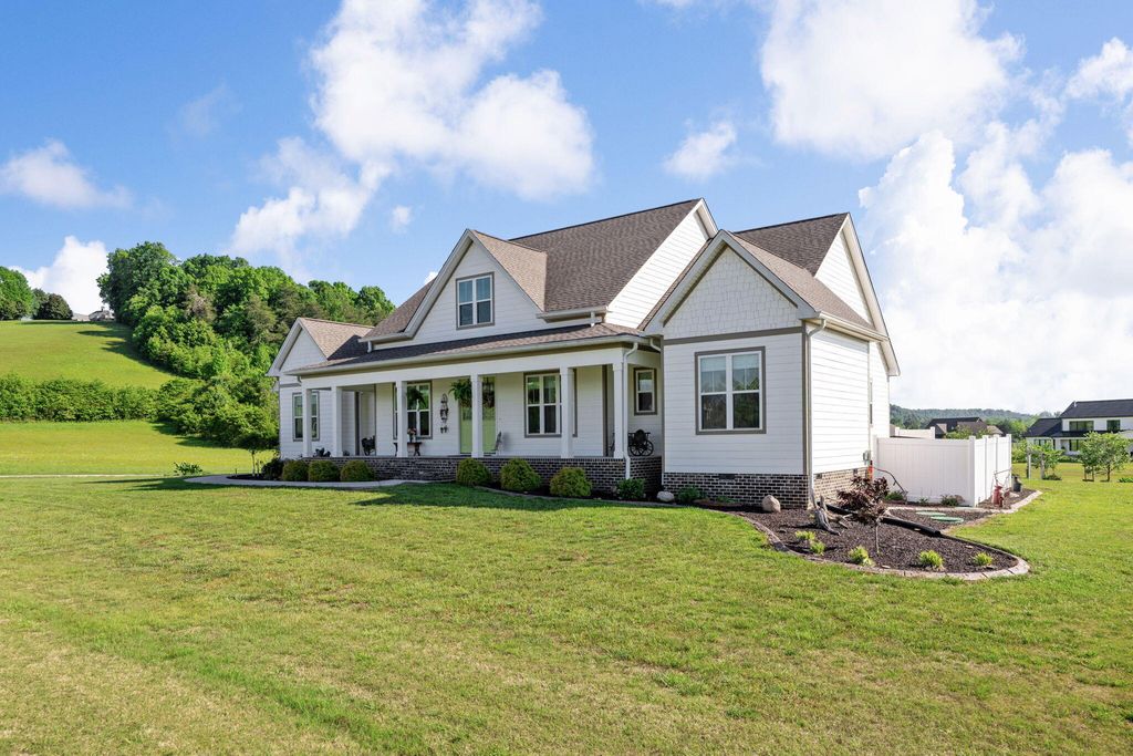 741 Espalier Drive, Decatur, TN 37322