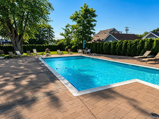 2845 Nicole Court, Oceanside, NY 11572